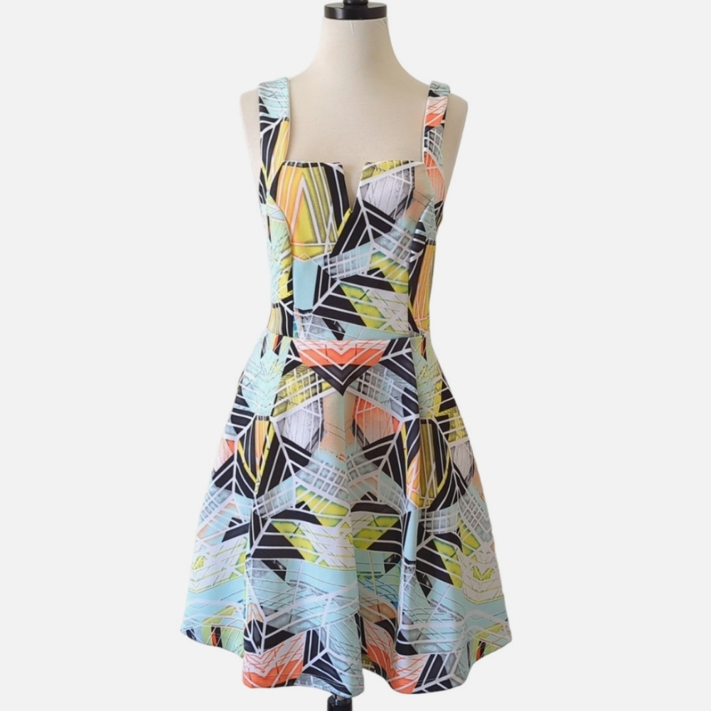 Francesca’s Fit and Flare Sleeveless Dress with Tulle in Bottom Hem - Like NEW